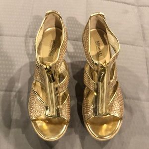 Michael Kors gold/cream color